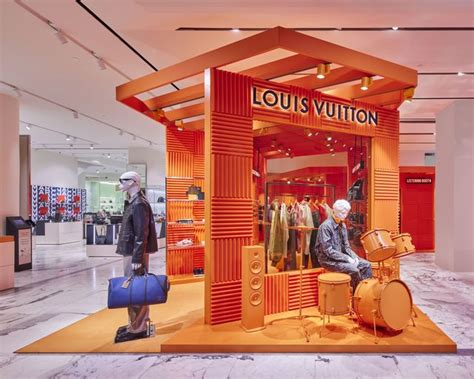 louis vuitton bril heren bijenkorf|louis vuitton bijenkorf.